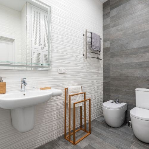 Bathroom Tiler in Walthamstow